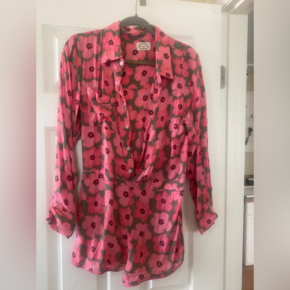Benoa HAU romper size large